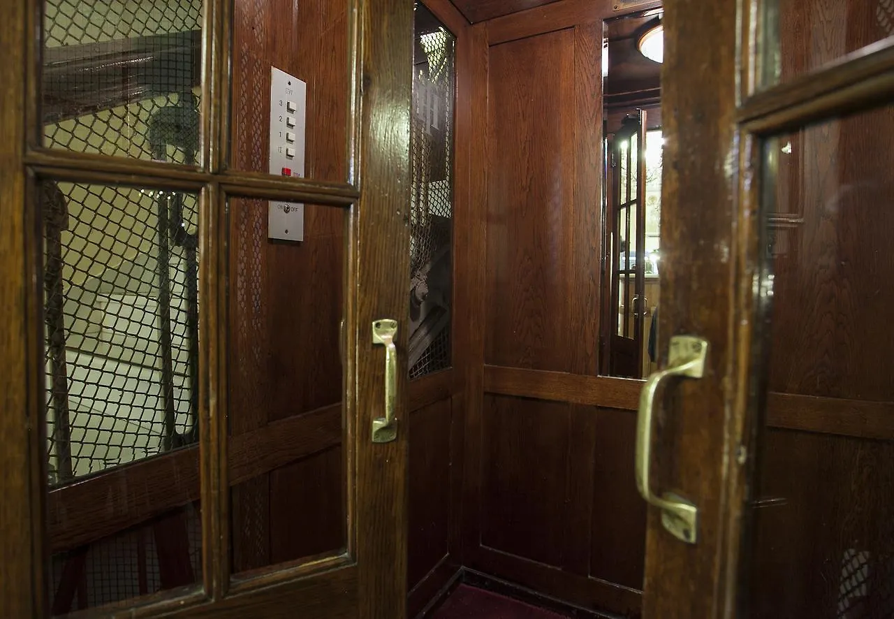 Tourist Hotel Salonicco 2*,